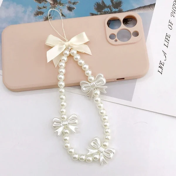 Pearl bowknot phone chain